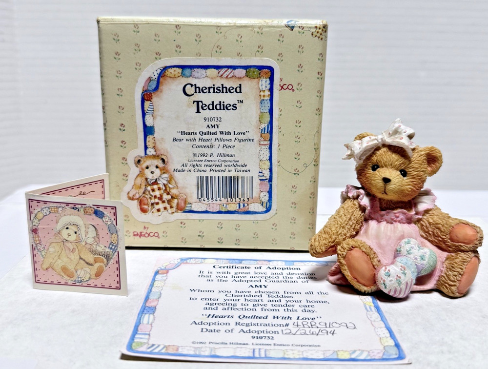 CHERISHED TEDDIES ~ 910732 ~ ”HEARTS QUILTED WITH LOVE” AMY BEAR (1992) VINTAGE